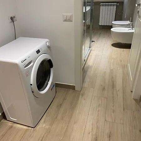 Le Primule - 15 Minuti Dal Colosseo - Metro Mirti Διαμέρισμα *