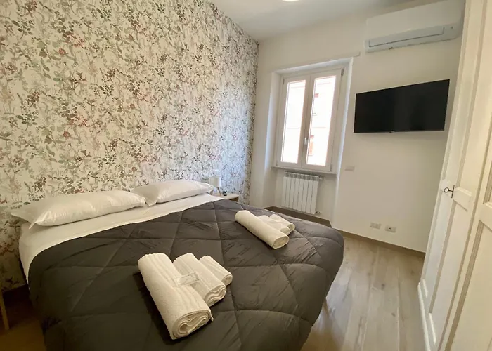 Apartment Le Primule - 15 Minuti Dal Colosseo - Metro Mirti Rome