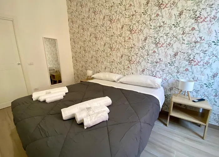 Apartment Le Primule - 15 Minuti Dal Colosseo - Metro Mirti Rome