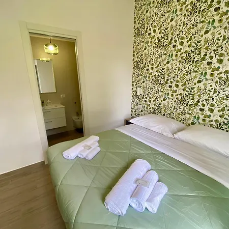 Le Primule - House For 4 People - Mirti, Metro C Apartment
